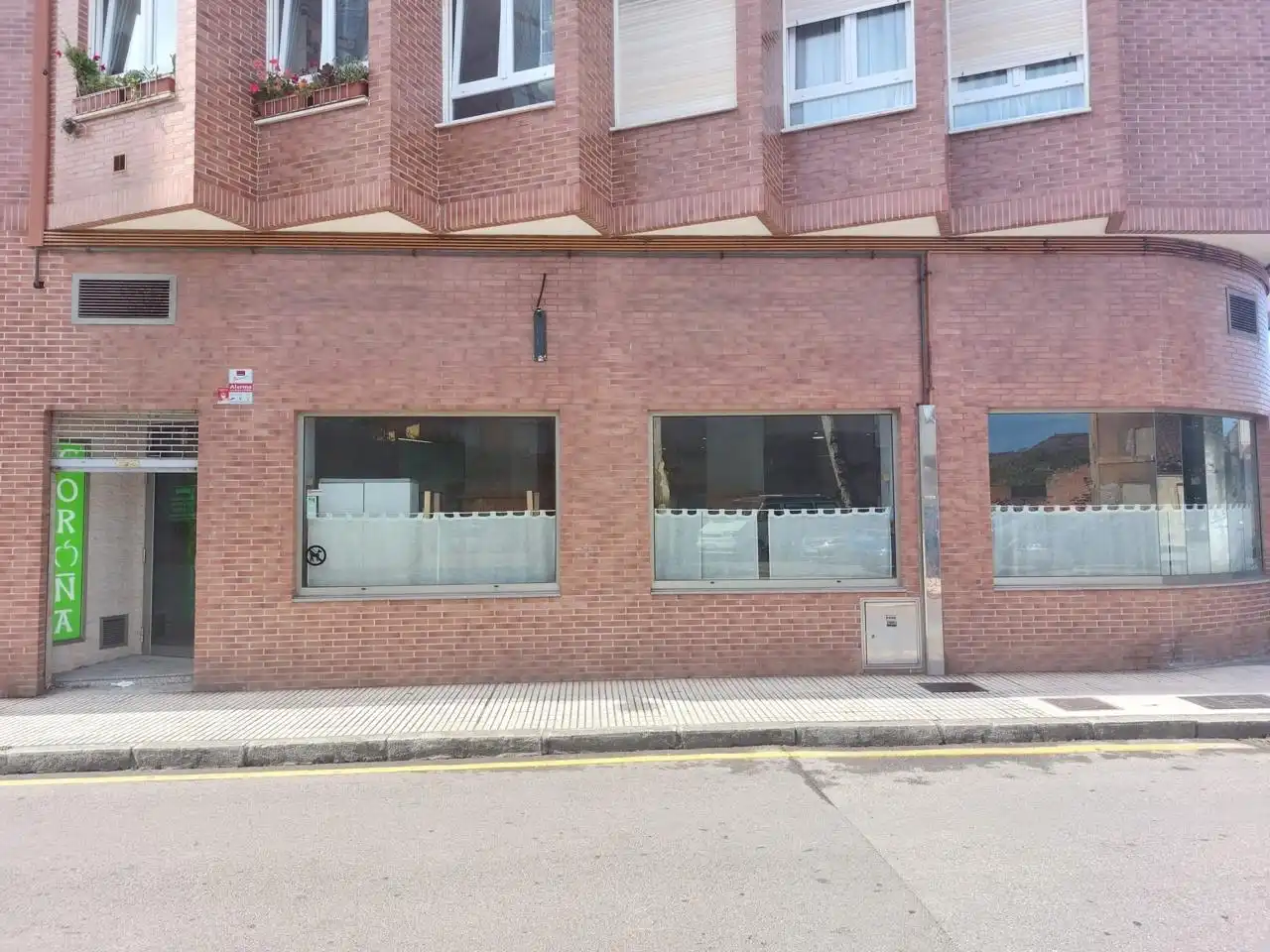 Gewerbefläche zum Verkauf in Oeste, imagen 18