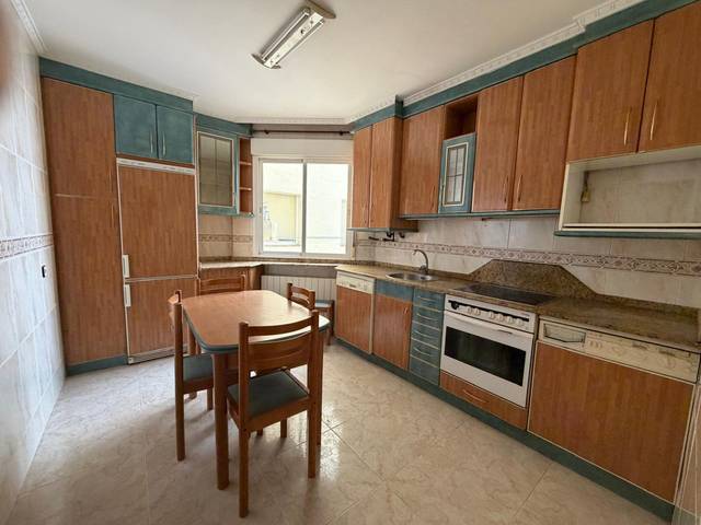 Piso en Venta en Logroño - CL LA MANZANERA en San Millán - Ayuntamiento
