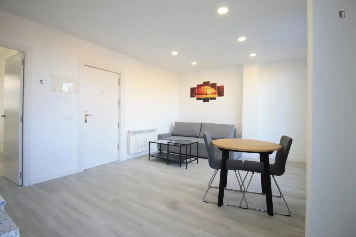 Apartamento de alquiler en Almendrales