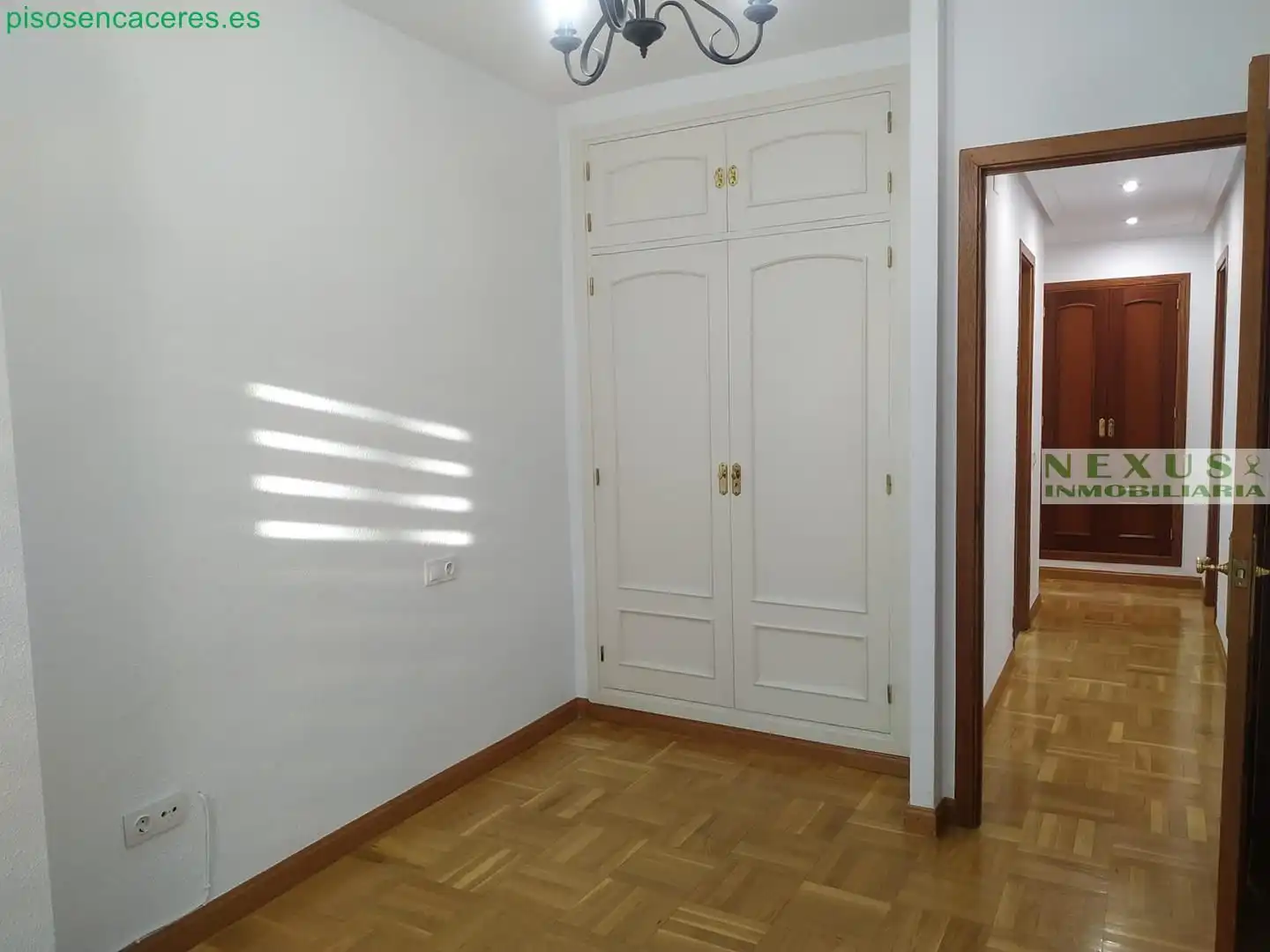Flat for rent in Cáceres  with Air Conditioner and Heating