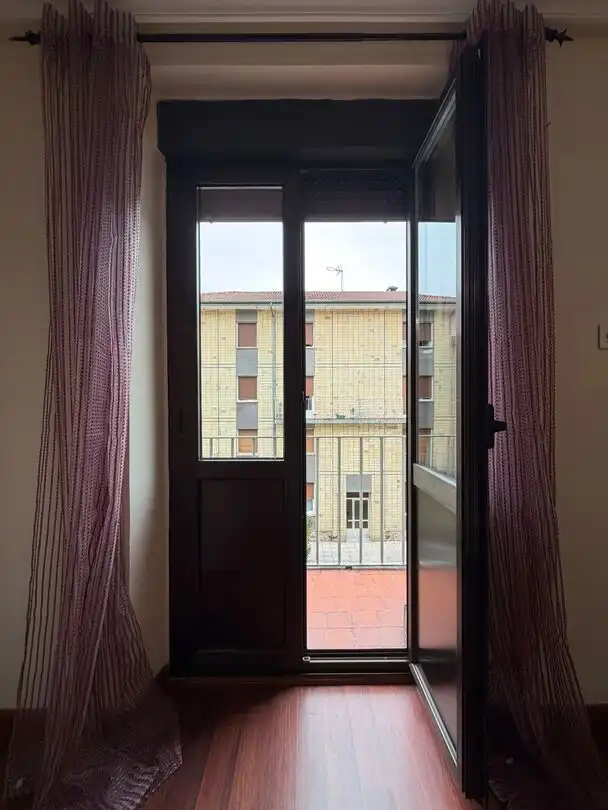 Terrasse von Wohnung zur Miete in Laviana mit Heizung und Balkon
