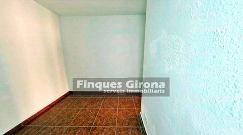 Foto 4 de Piso en venta en Calle Empúries, Sant Narcís, Girona Capital