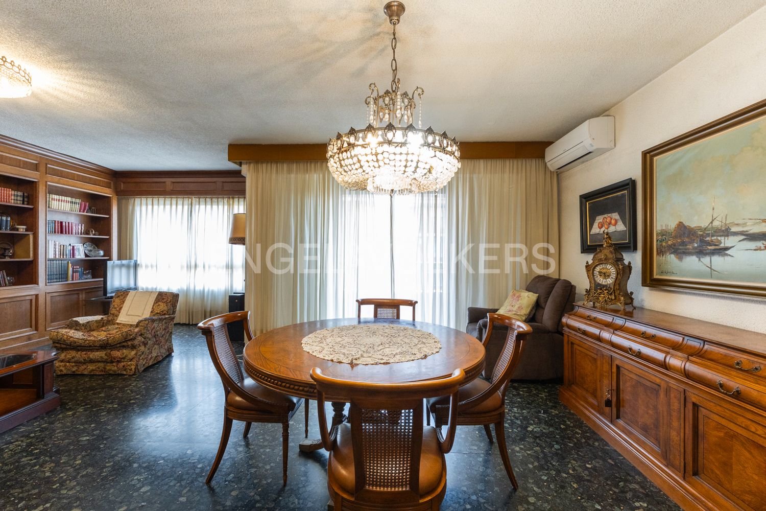 Dining room of Apartment for sale in  Valencia Capital  with Air Conditioner, Heating and Balcony