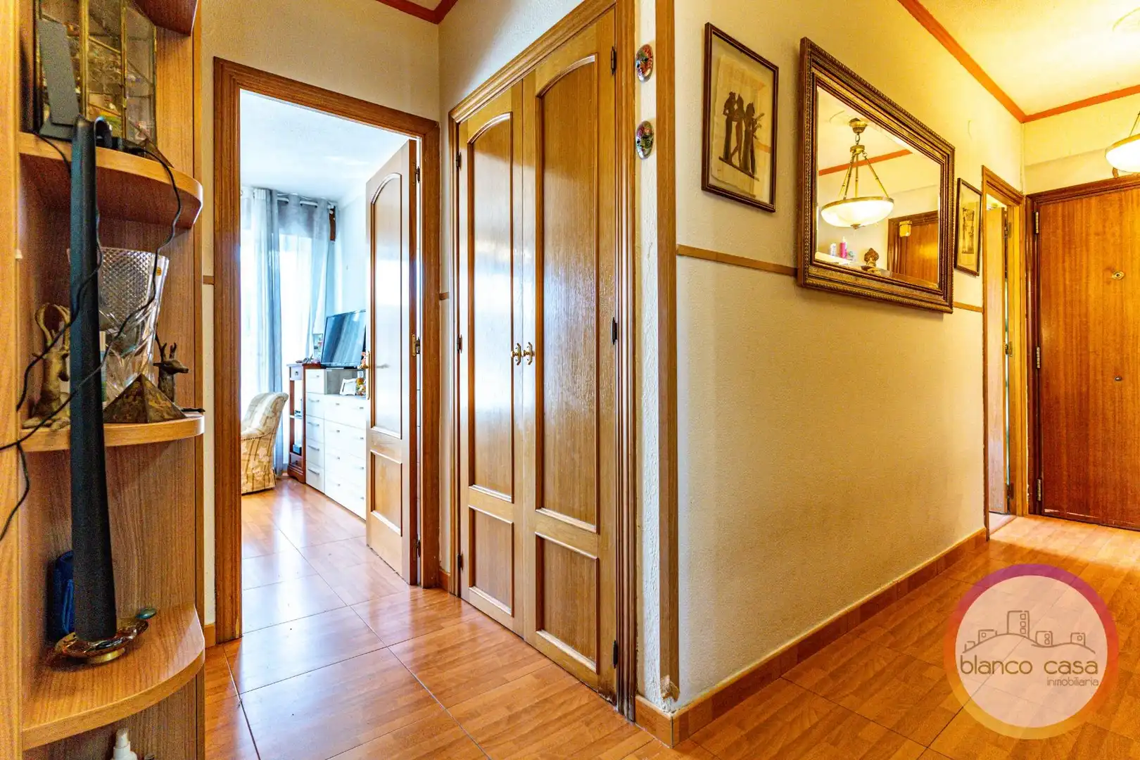 Piso en venta en A Coruña Capital  con Calefacción y Trastero