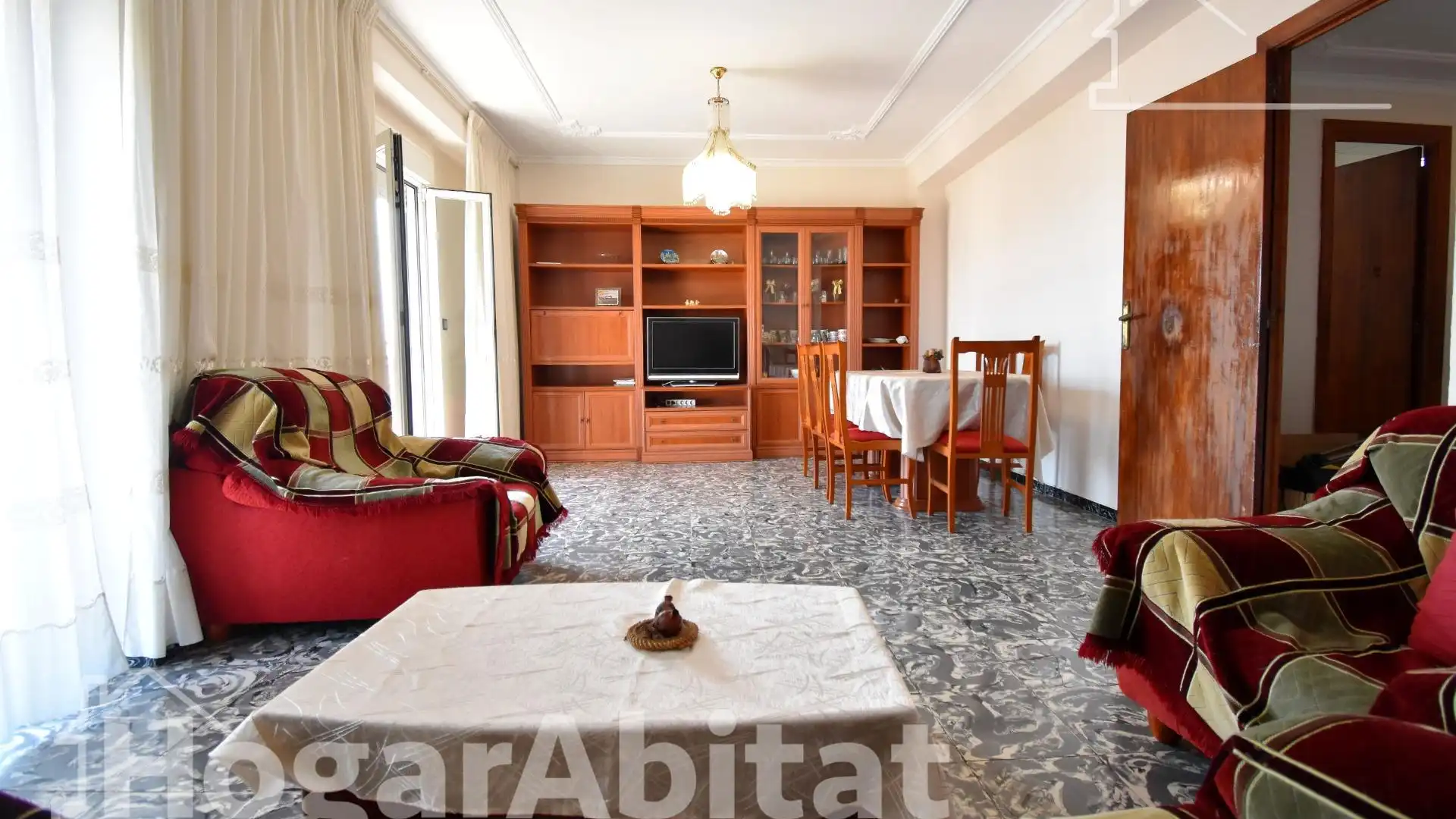 Sala d'estar de Àtic en venda en Oliva amb Terrassa i Moblat