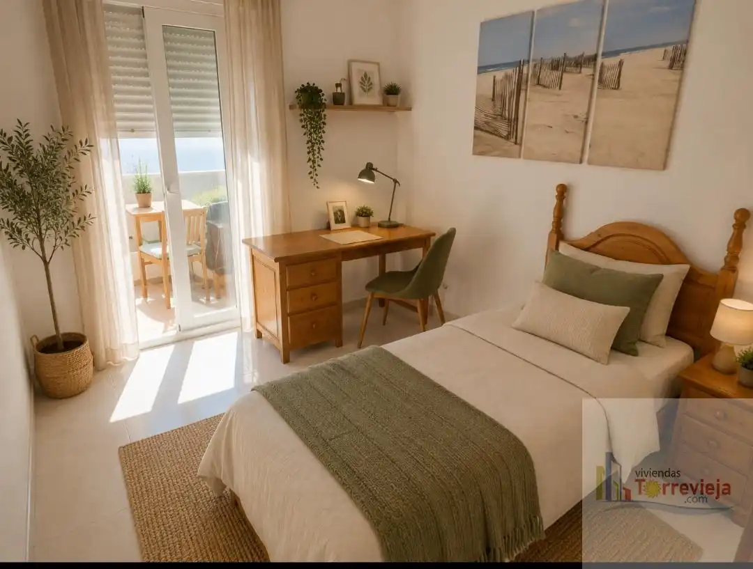 Habitación de Ático en venta en Torrevieja con Aire acondicionado, Terraza y Piscina comunitaria