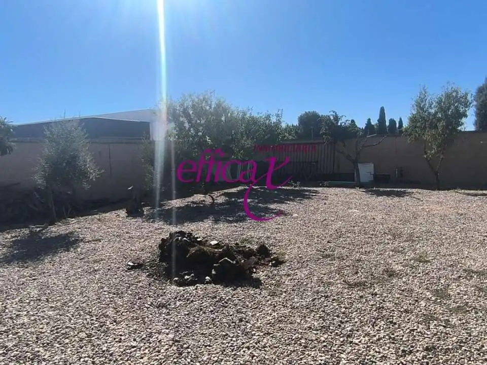 Residencial en venda en Novés