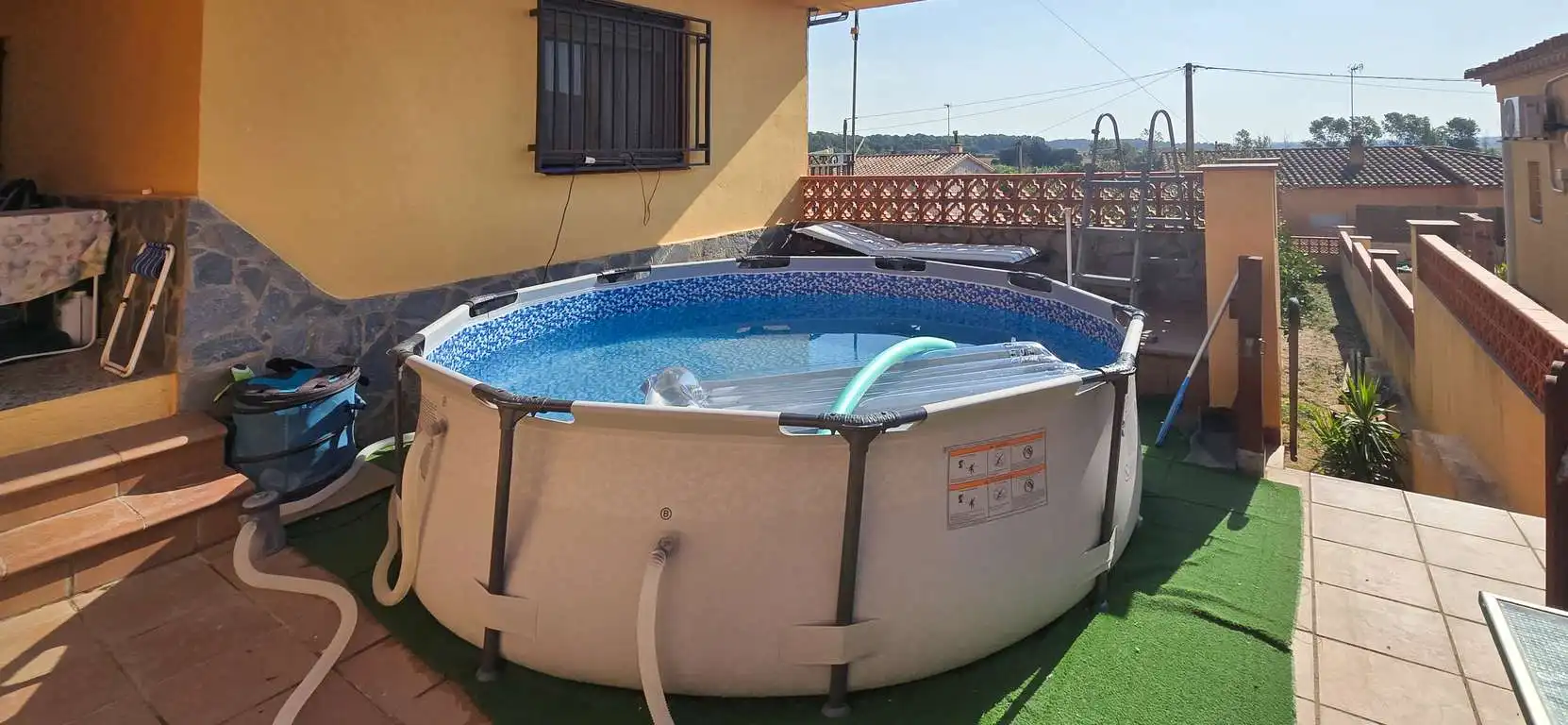 Schwimmbecken von Haus oder Chalet zum Verkauf in Sant Miquel de Fluvià mit Terrasse und Möbliert