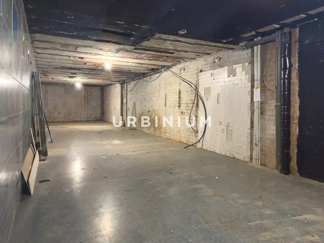 Business premises to rent in Carrer Juli Garreta, imagen 5