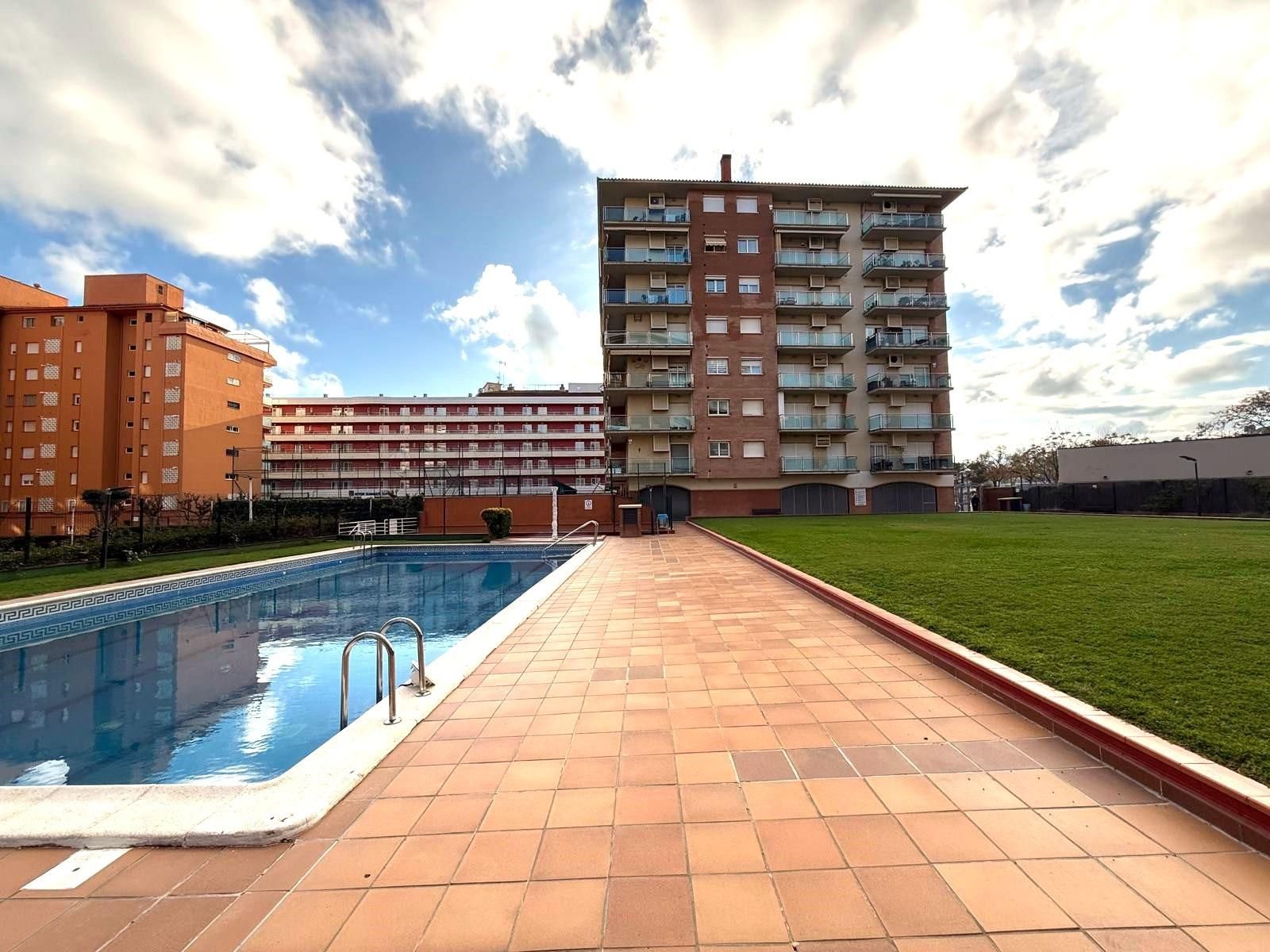 Piscina de Piso en venta en Santa Susanna con Aire acondicionado, Calefacción y Terraza