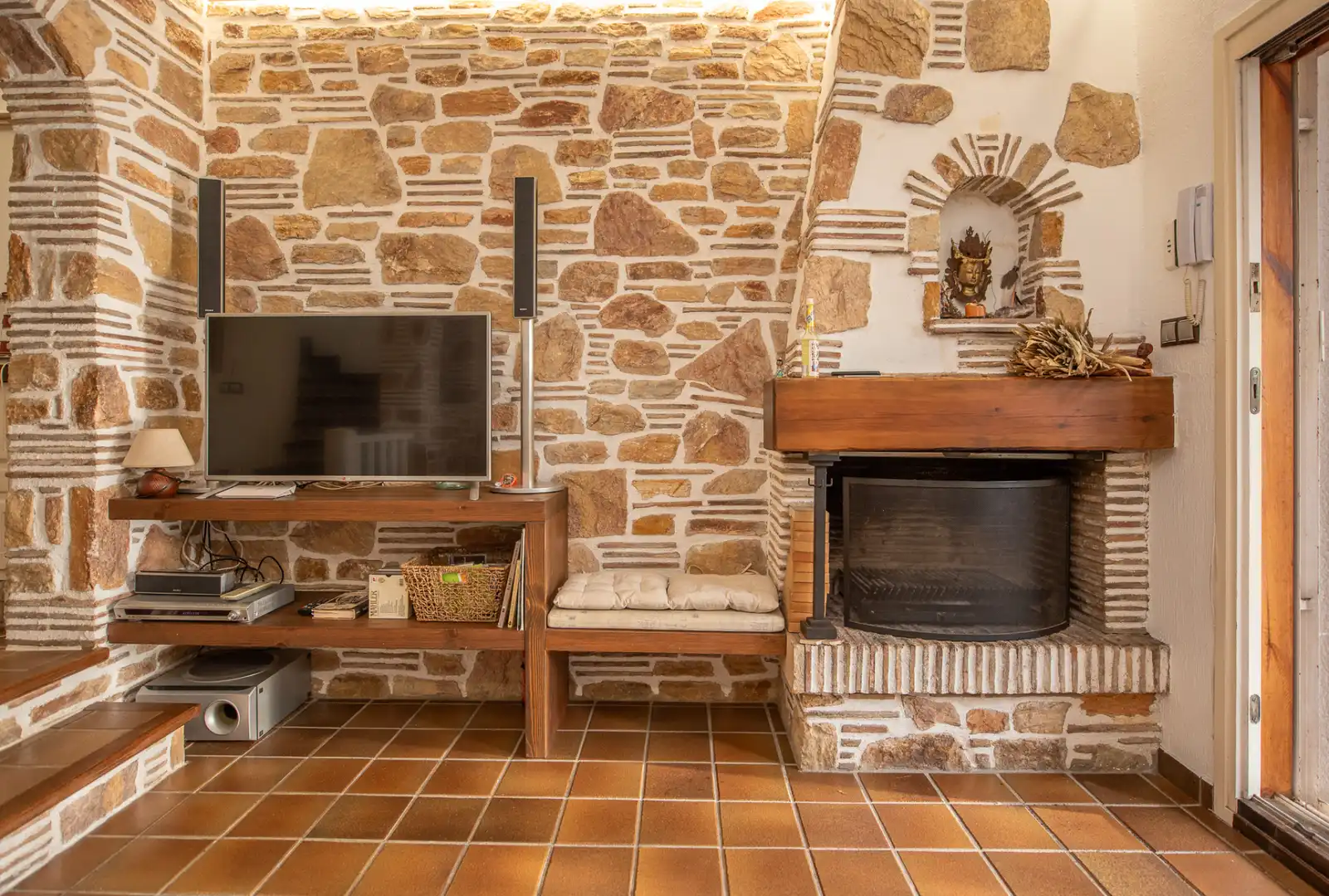 Sala de estar de Casa adosada de alquiler en Castell d'Aro, Platja d'Aro i s'Agaró con Calefacción, Jardín privado y Amueblado