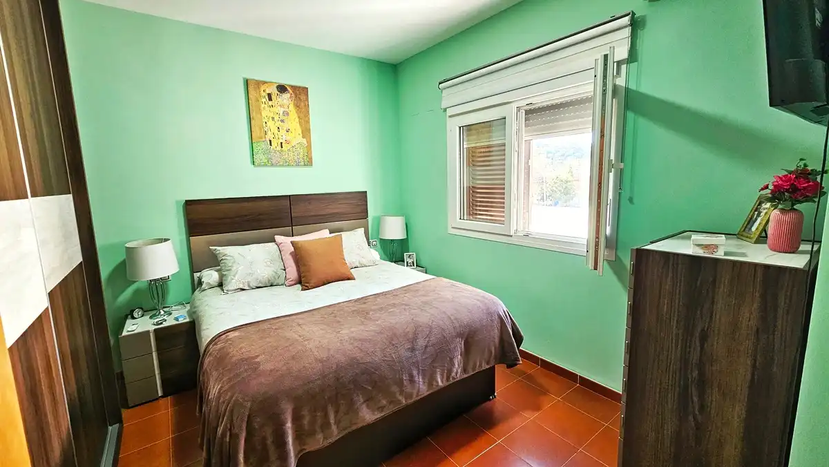 Habitación de Casa adosada en venta en Cortegana con Terraza y Trastero
