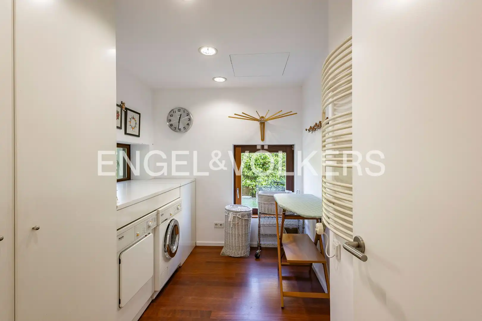 Cocina de Casa o chalet en venta en Sant Cugat del Vallès con Aire acondicionado, Calefacción y Jardín privado