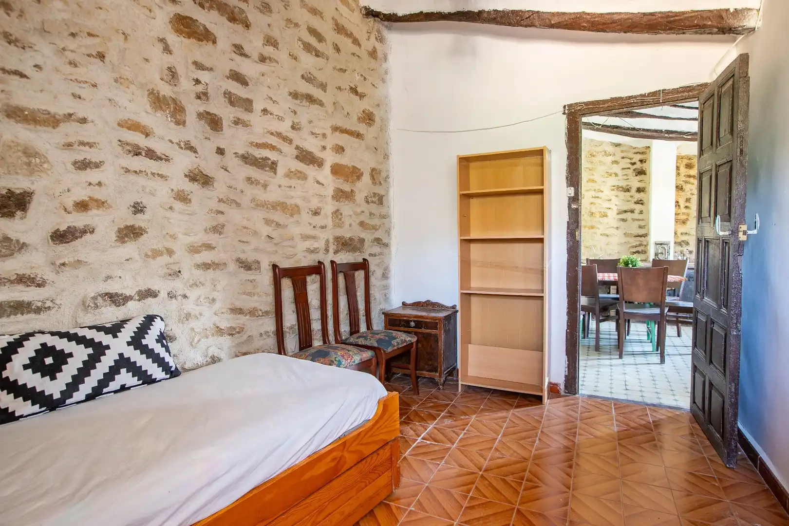 Country house zum Verkauf in Guirguillano mit Heizung, Terrasse und Abstellraum