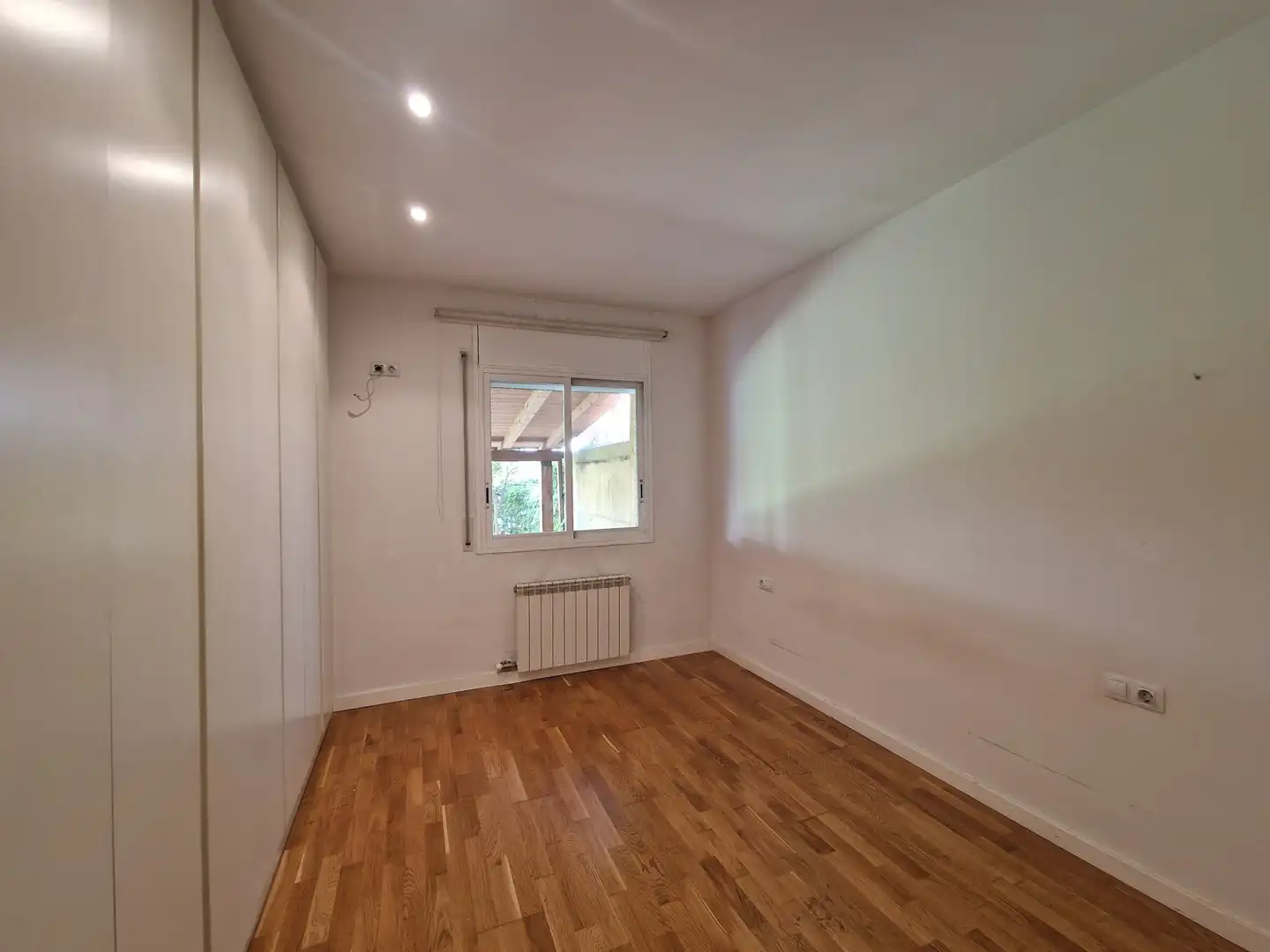 Bedroom of Ground floor for sale in Girona  with Air Conditioner, Heating and Terrace