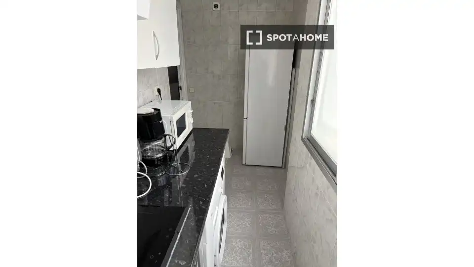 Kitchen of Flat for rent in Madrid  with Air Conditioner, Heating and Furnished