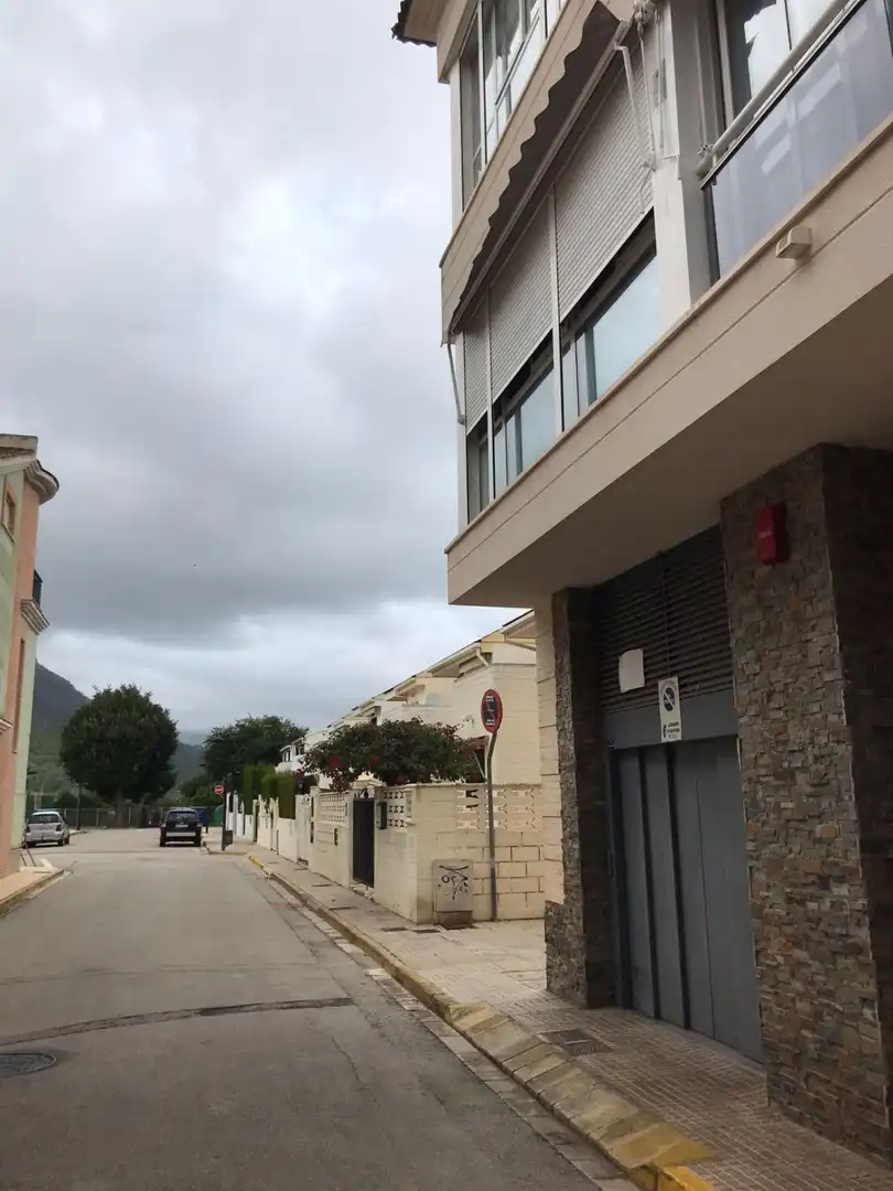 Vista exterior de Garaje en venta en Benirredrà