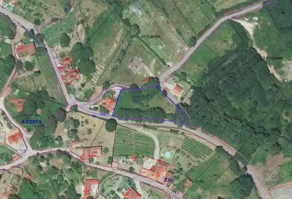 Terreny residencial en venda a Covelo