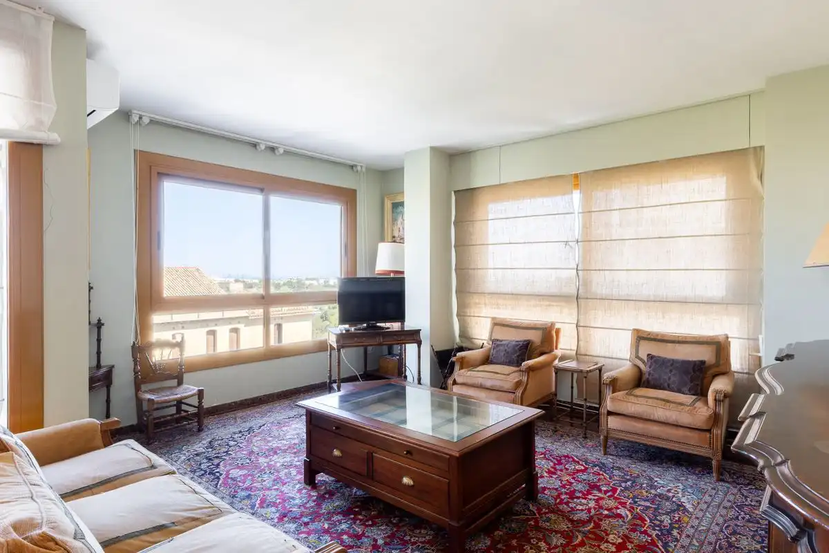 Flat with lift for sale in Pg. de les Germanies, imagen 3