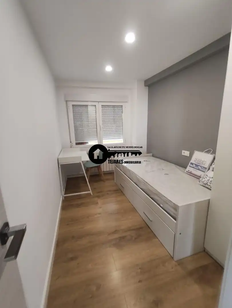 Schlafzimmer von Wohnung zur Miete in Albacete mit Heizung und Balkon