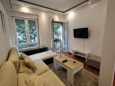 Flat with balcony for sale in Chamberí
