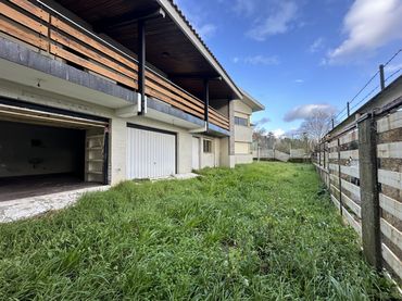 Xalet amb balcó en venda a Rúa Amor Ruibal