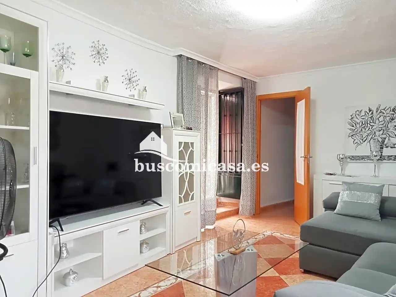 House with terrace for sale in Calle Parras