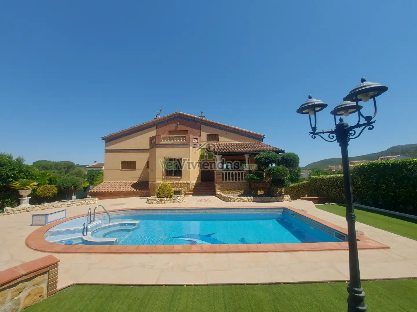 Swimming pool of Houses for sale in Olèrdola  with Air Conditioner, Heating and Private garden
