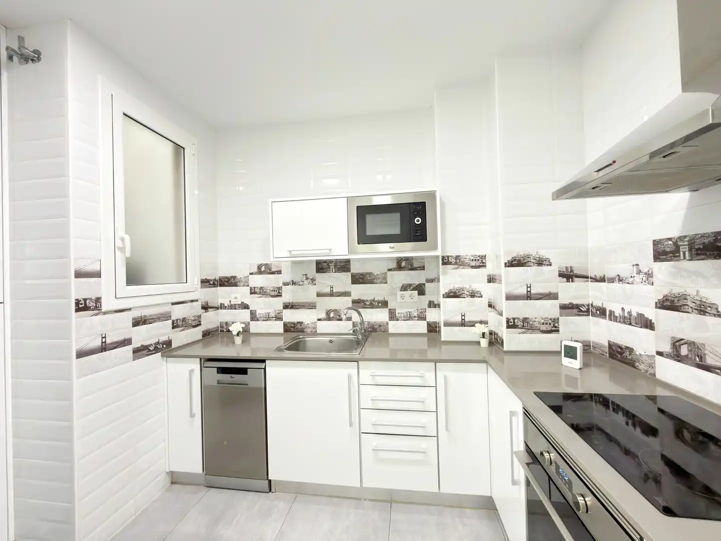 Cocina de Piso en venta en Barcelona con Aire acondicionado, Calefacción y Trastero