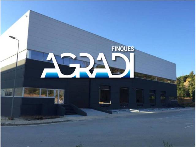 Nave industrial en Alquiler en DE LA TECNOLOGIA en Llinars del Vallès