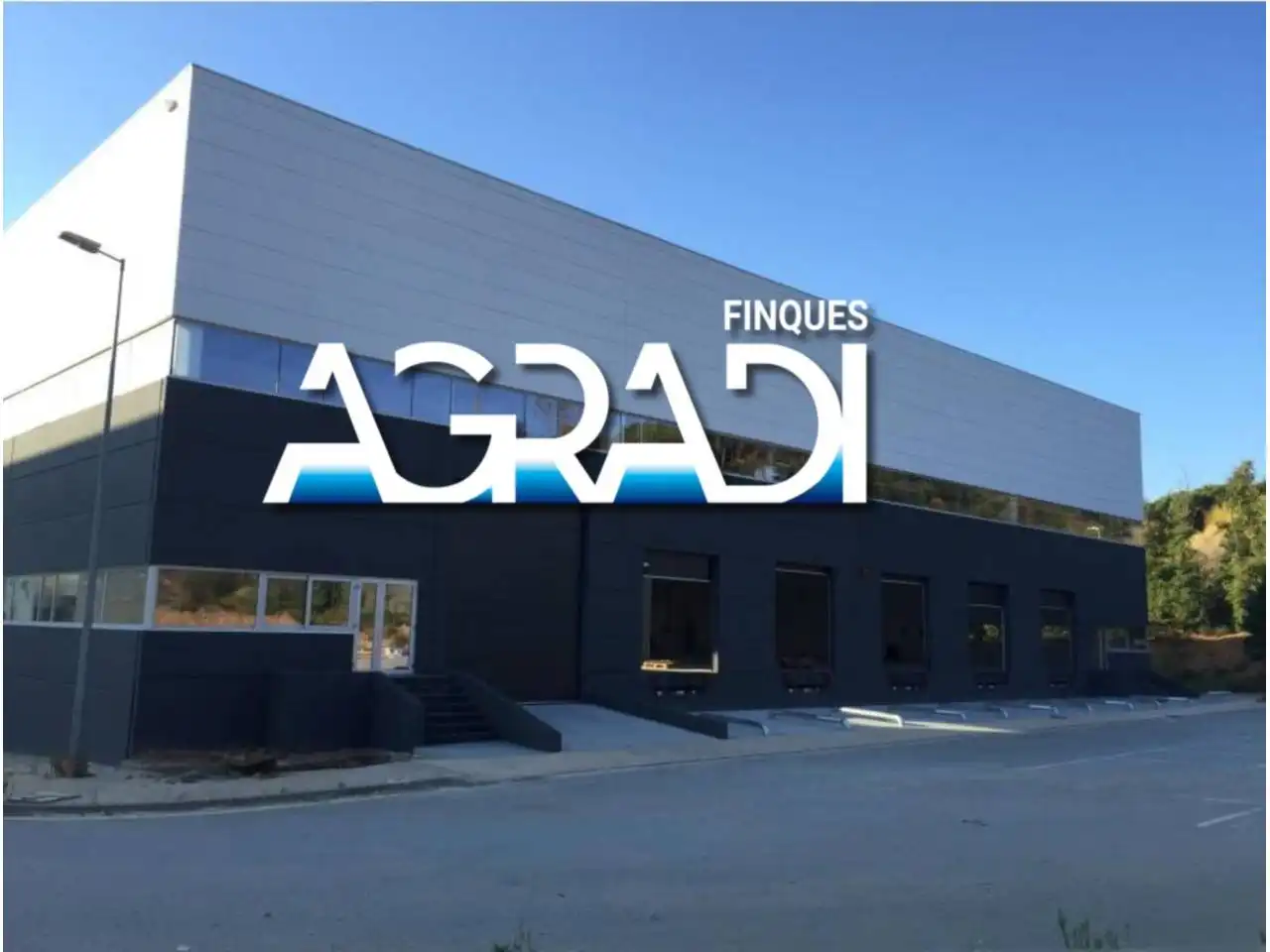Fabrikhallen zur Miete in Calle DE LA TECNOLOGIA, Llinars del Vallès