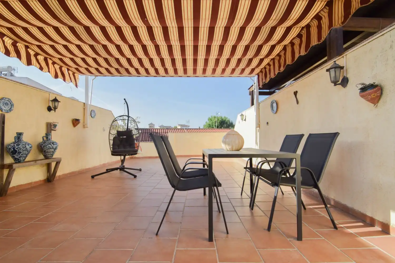 Terraza de Dúplex en venta en Cúllar Vega con Terraza, Trastero y Amueblado