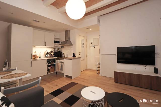 Piso en Venta en Carrer de la Riereta en El Raval