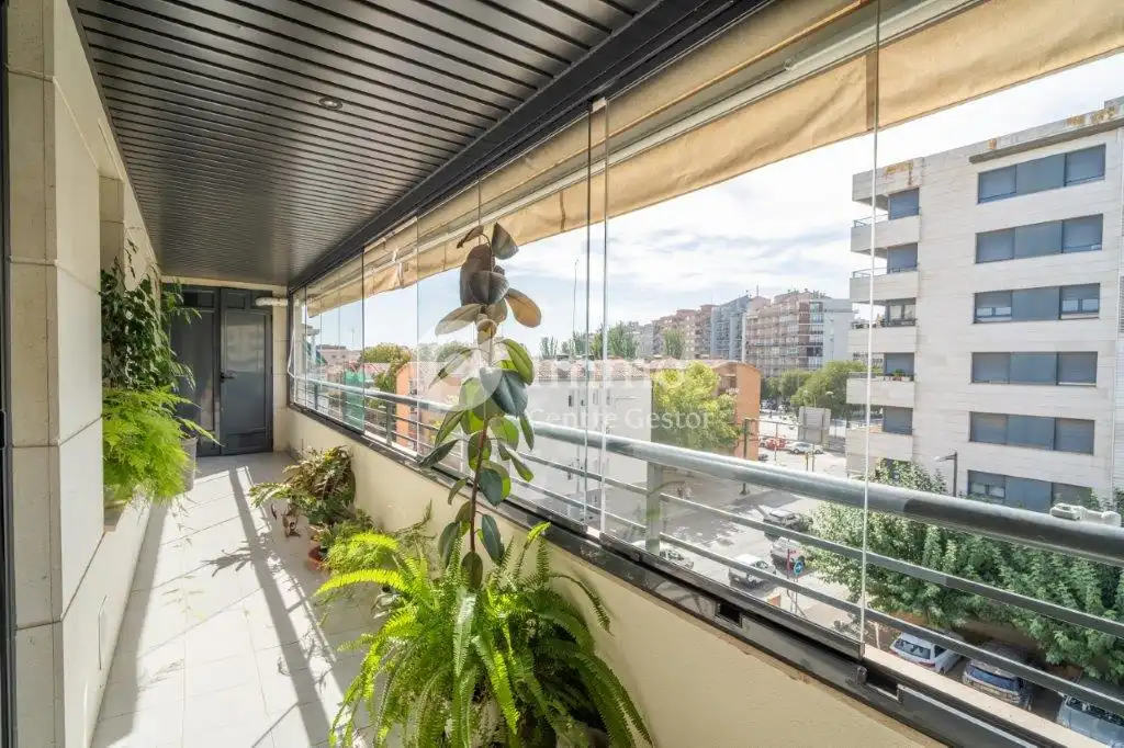 Appartement avec terrasse à vendre à Carrer Germanes Mirabal