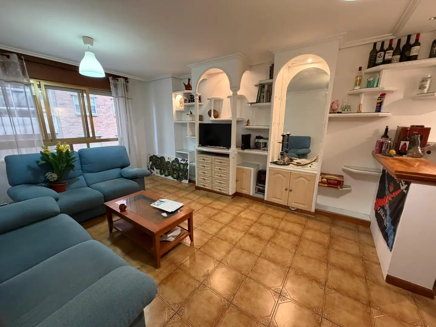 Sala d'estar de Pis en venda en Ponferrada amb Moblat i Balcó