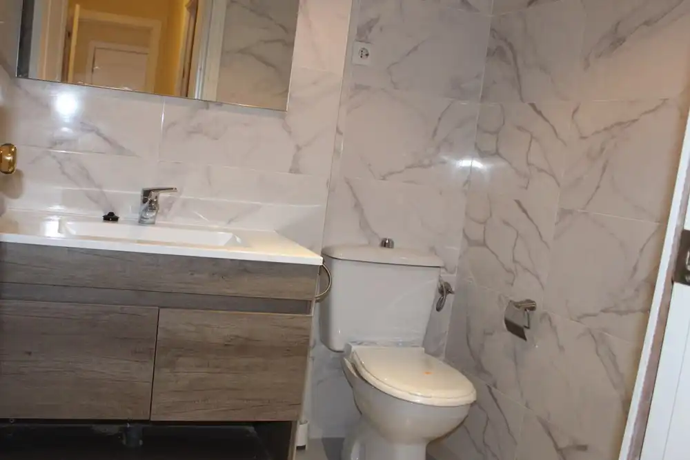 Bathroom of Flat for rent in Málaga  with Air Conditioner, Heating and Furnished
