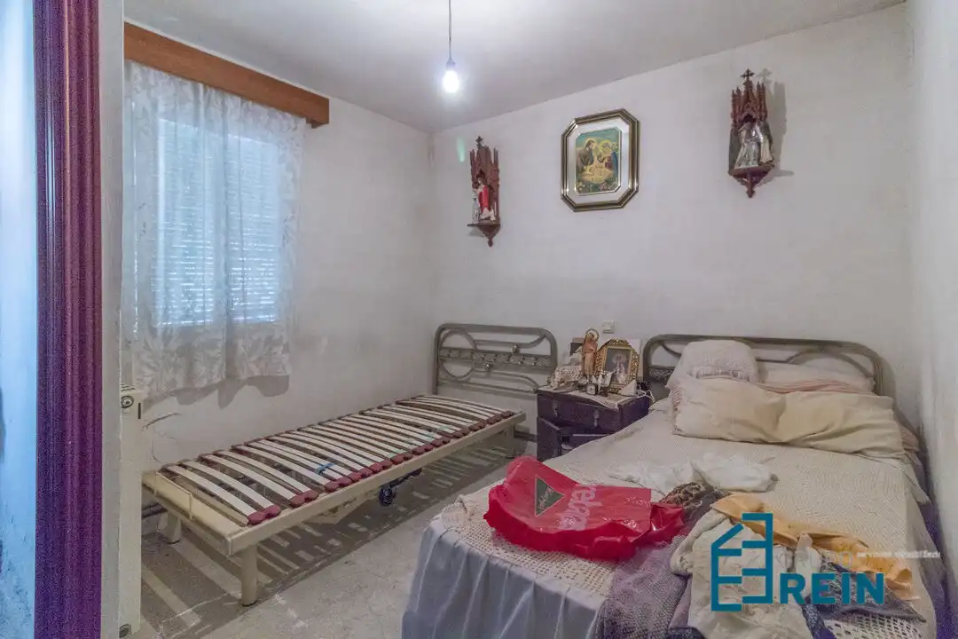 Dormitori de Casa o xalet en venda en Yuncler amb Traster