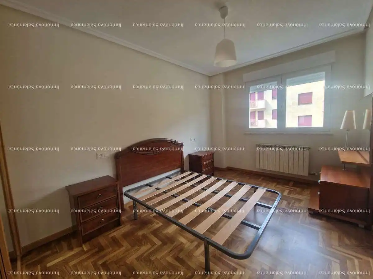 Flat with balcony to rent in Rollo - Puente Ladrillo, imagen 23