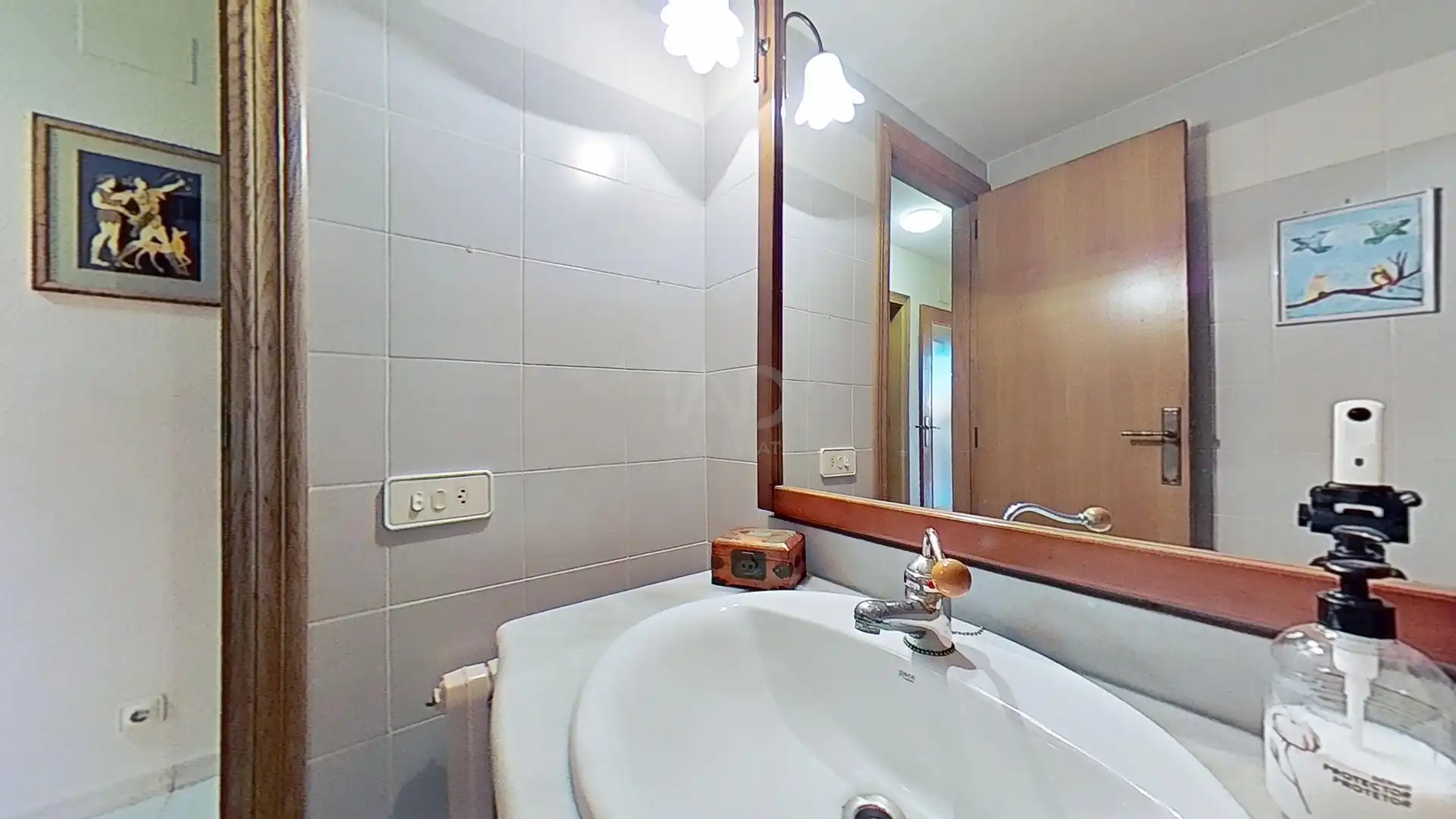 Baño de Casa adosada en venta en Castellón de la Plana / Castelló de la Plana con Aire acondicionado, Calefacción y Terraza