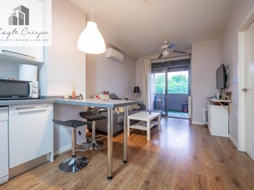 Apartamento con balcón en venta en Zaidín