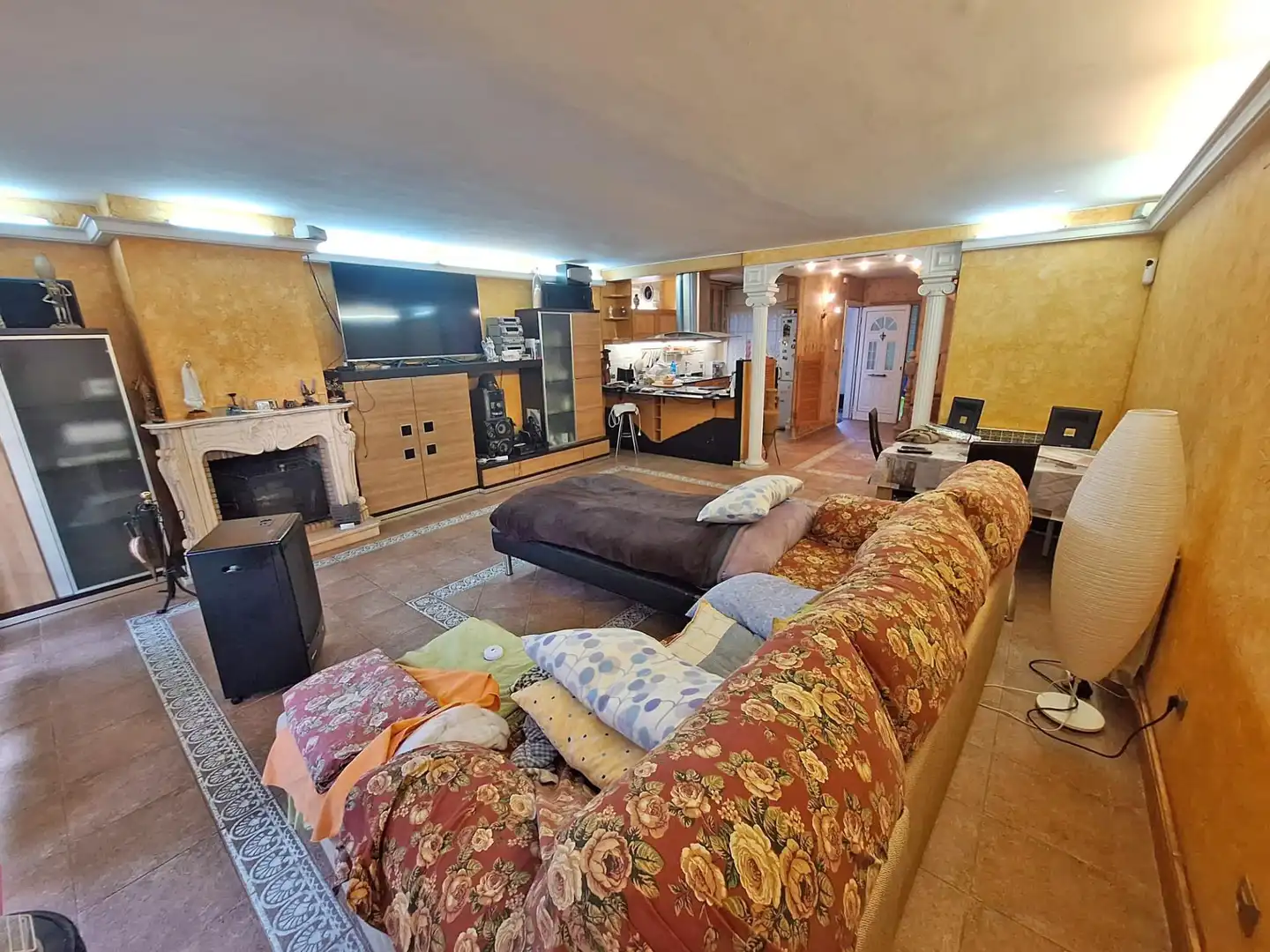 Detached house with pool for sale in Santa Perpètua de Mogoda, imagen 6