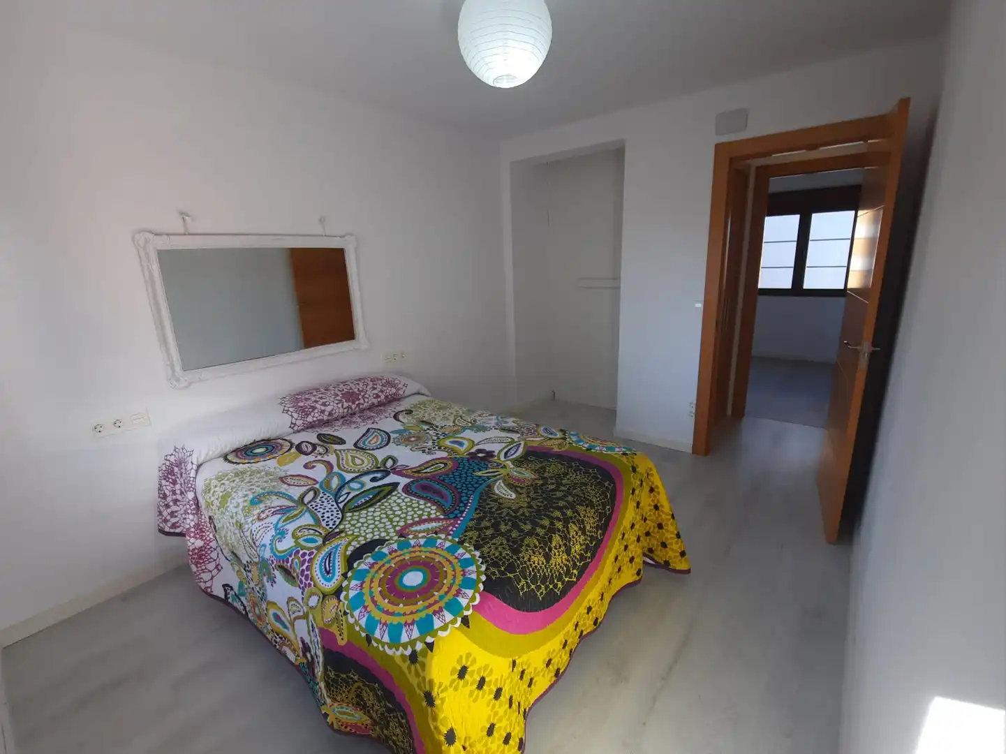 Habitación de Piso en venta en Gijón  con Amueblado