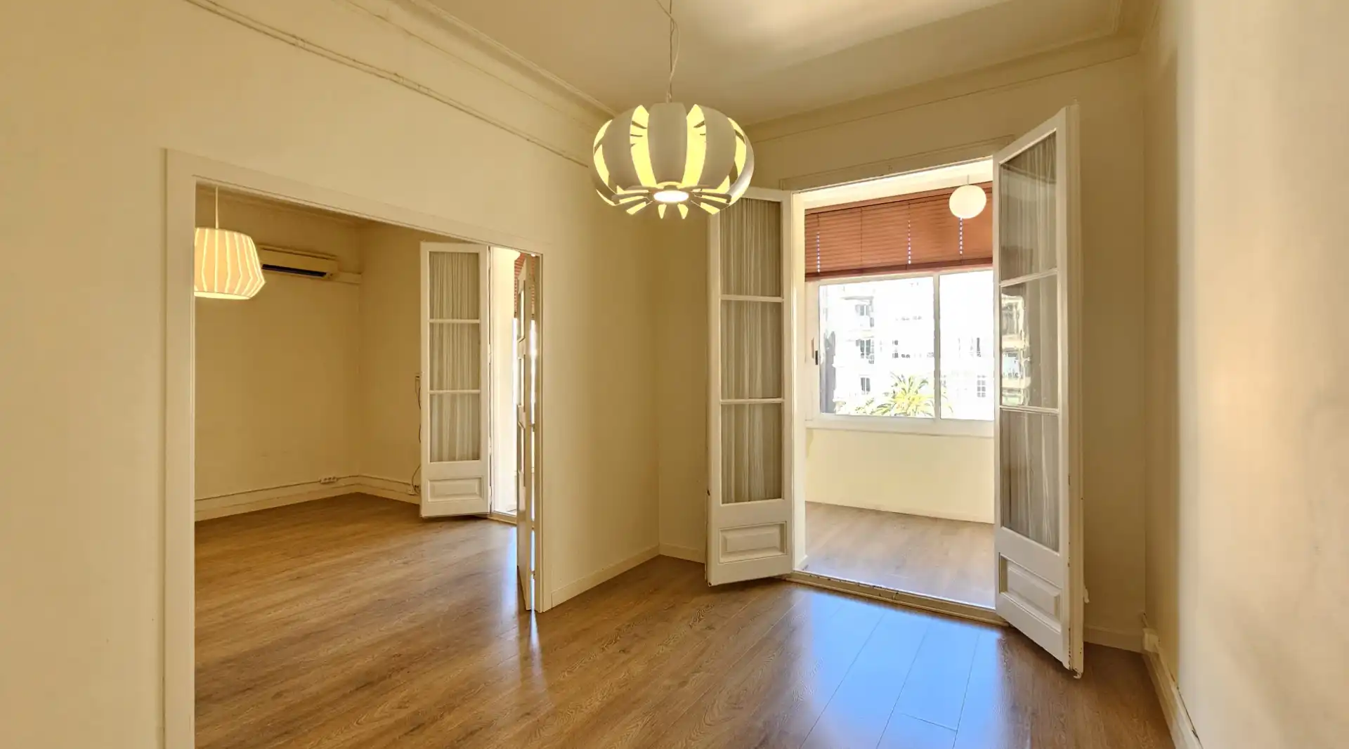 Wohnzimmer von Büro zur Miete in Barcelona mit Heizung und Internet