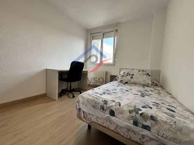 Flat for rent in Avenida de los Castros, Los Castros