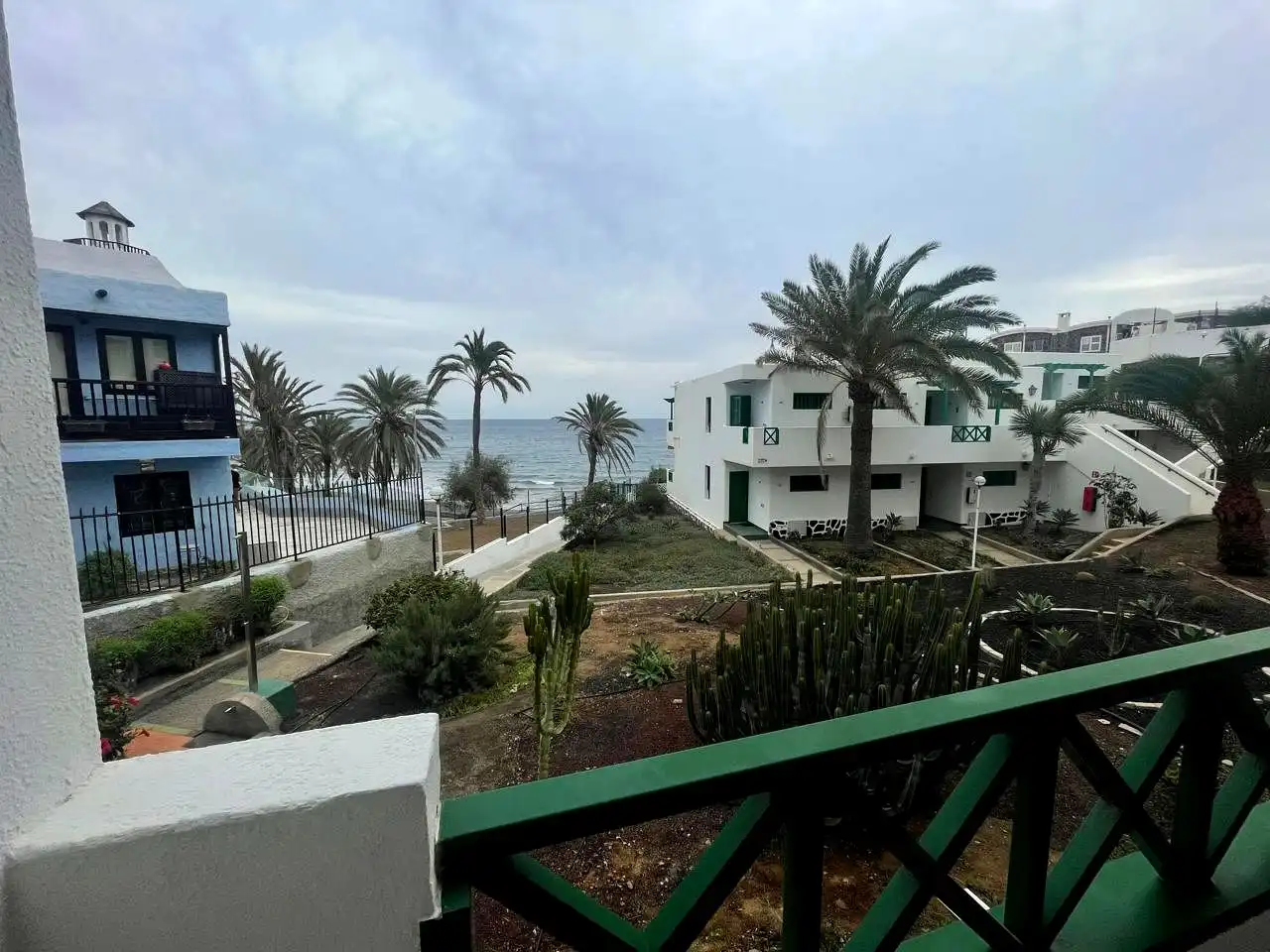 Planta baja de alquiler en Azucenas, San Agustín - Bahía Feliz