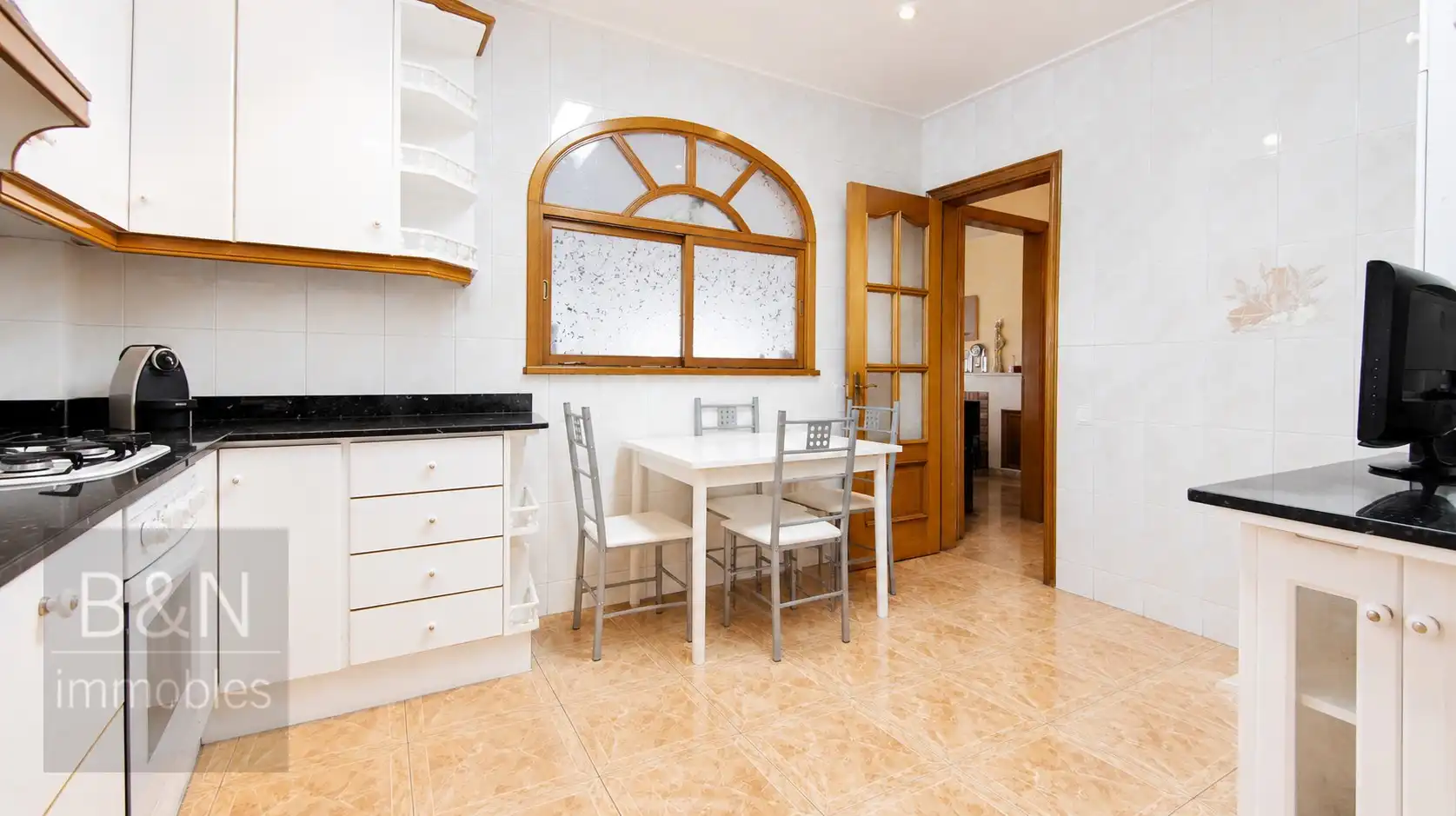 Küche von Haus oder Chalet zum Verkauf in Terrassa mit Heizung und Schwimmbad
