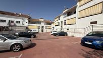 Vista exterior de Pis en venda en Torres de la Alameda amb Aire condicionat, Terrassa i Traster