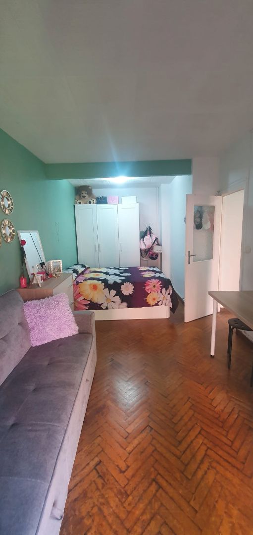 Bedroom of Flat for sale in  Madrid Capital  with Air Conditioner, Terrace and Storage room