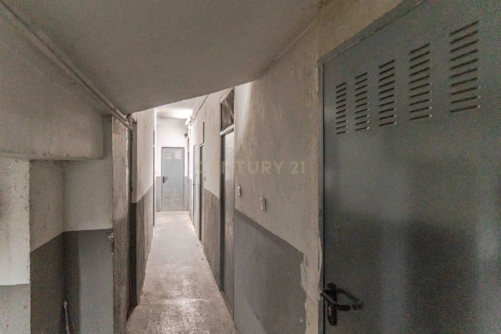 Piso en venta en Granada con Trastero y Balcón