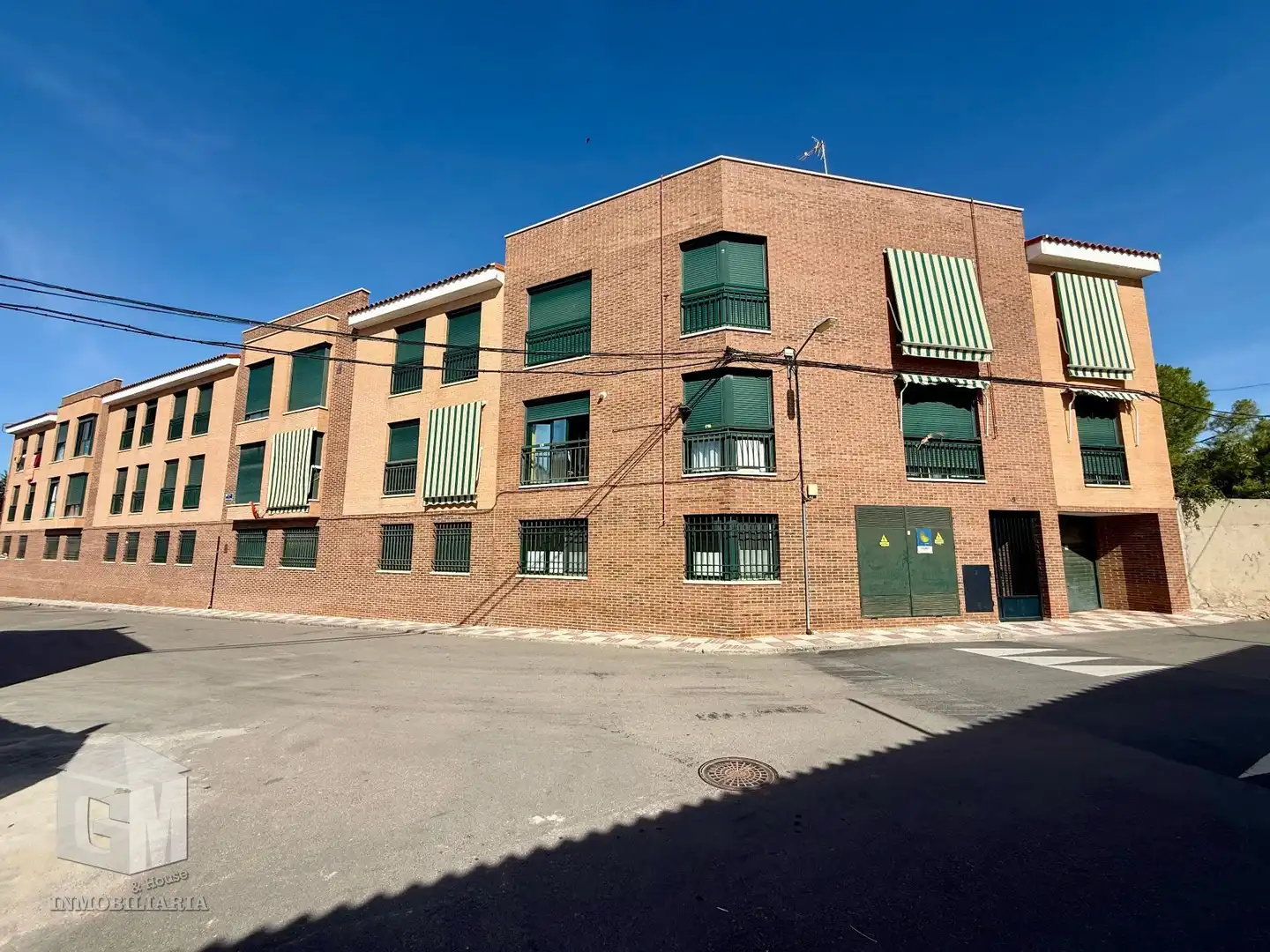 Exterior view of Flat for sale in Villatobas  with Heating and Community pool